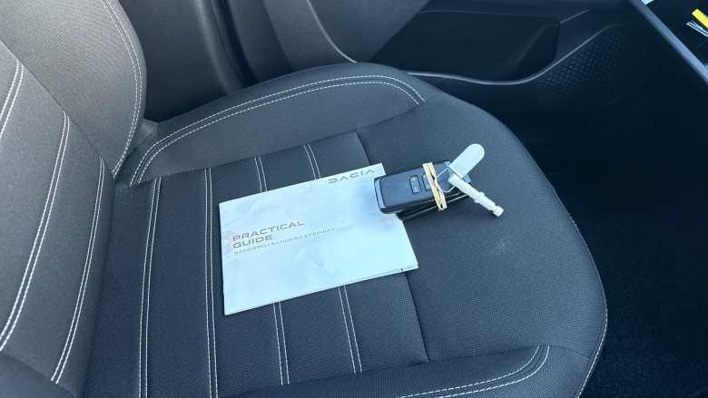 Dacia Sandero 1.0 Tce Expression 5dr Petrol Hatchback